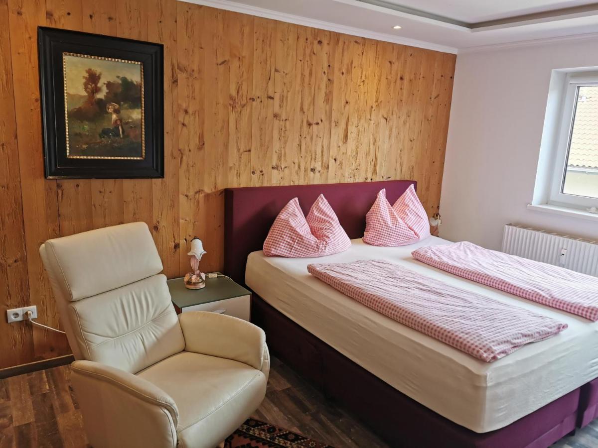 Ferienwohnung Koessler Christian Fuegen Luaran gambar